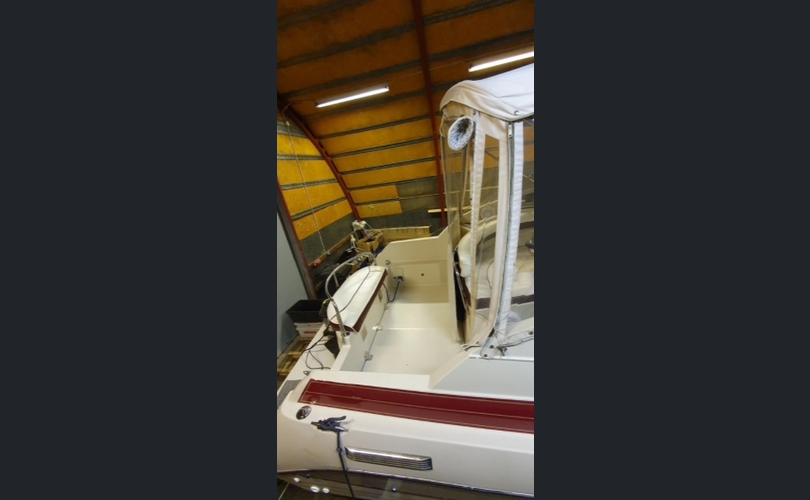Maxum 2555 SCR-kuva-9