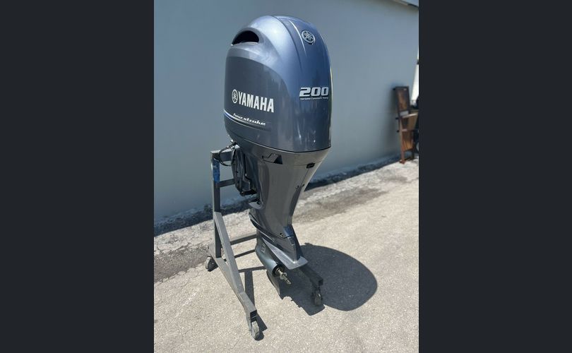 Yamaha f200-kuva-2