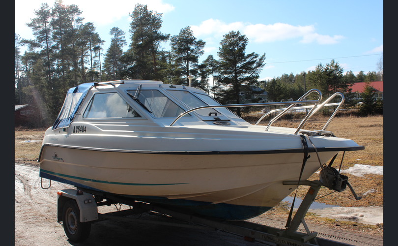 Uttern 5500 HT-kuva-3