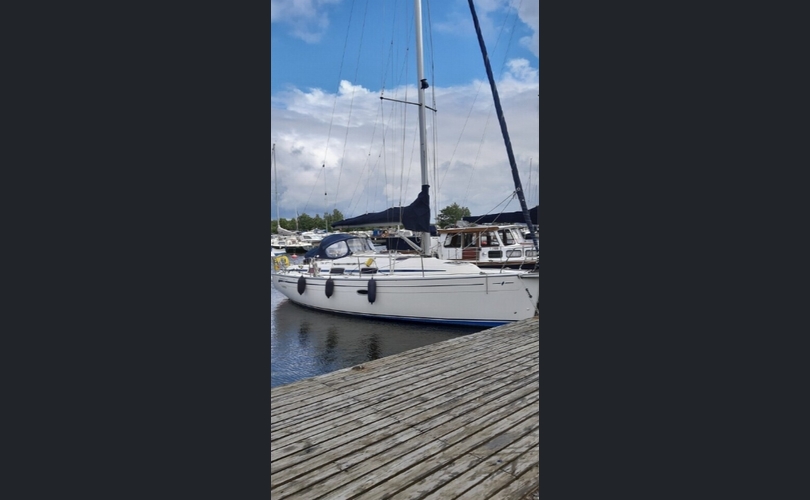 Bavaria 33 cruiser-kuva-7