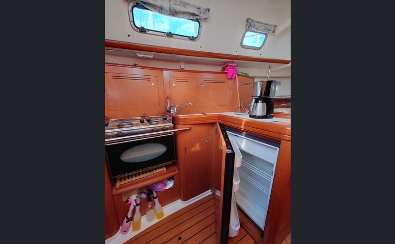 Beneteau Oceanis343 Clipper-kuva-16
