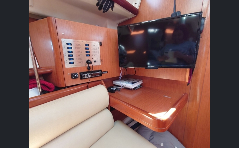 Beneteau Oceanis343 Clipper-kuva-3