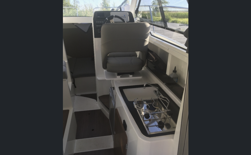 Beneteau Antares 8-kuva-7