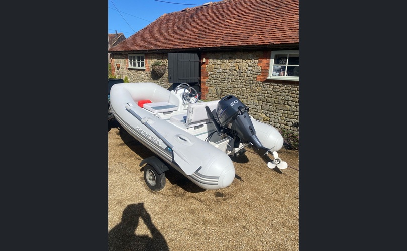 Genesis Walker Bay 310 RIB + Yamaha 20 hv