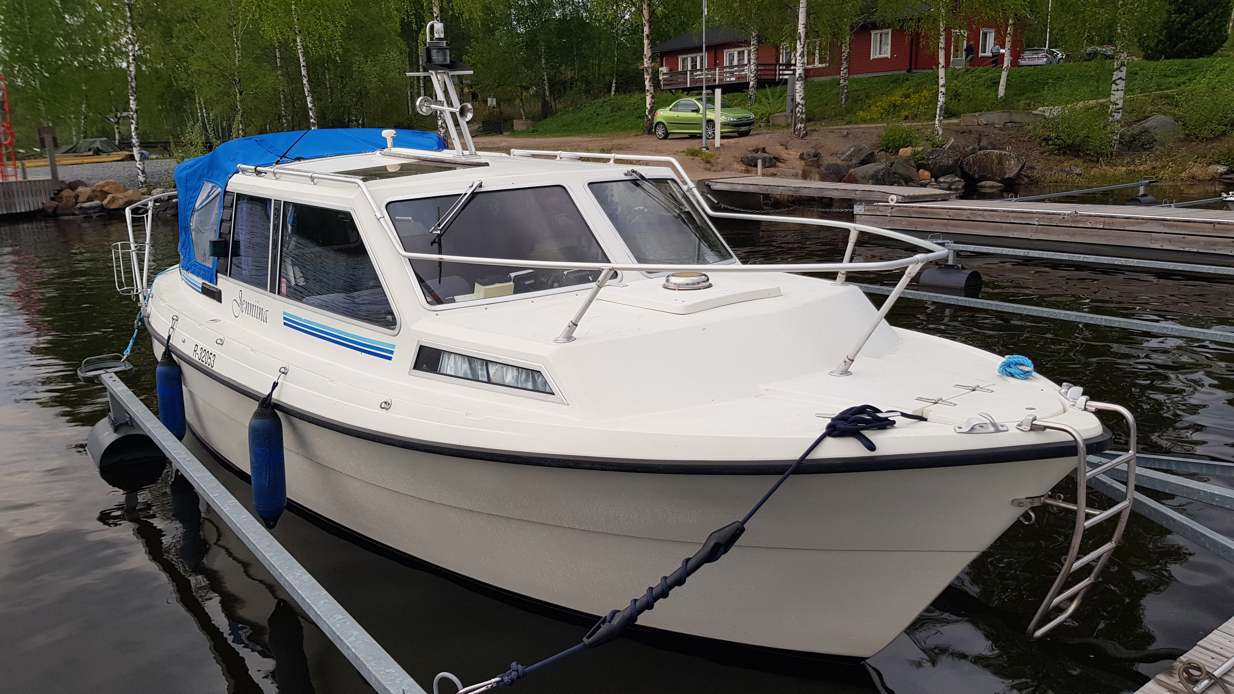 Bella 8001
