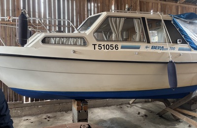 Bella 700