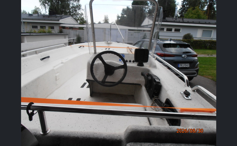 Suvi 4500S + Mercury 20E + Traileri 4500S